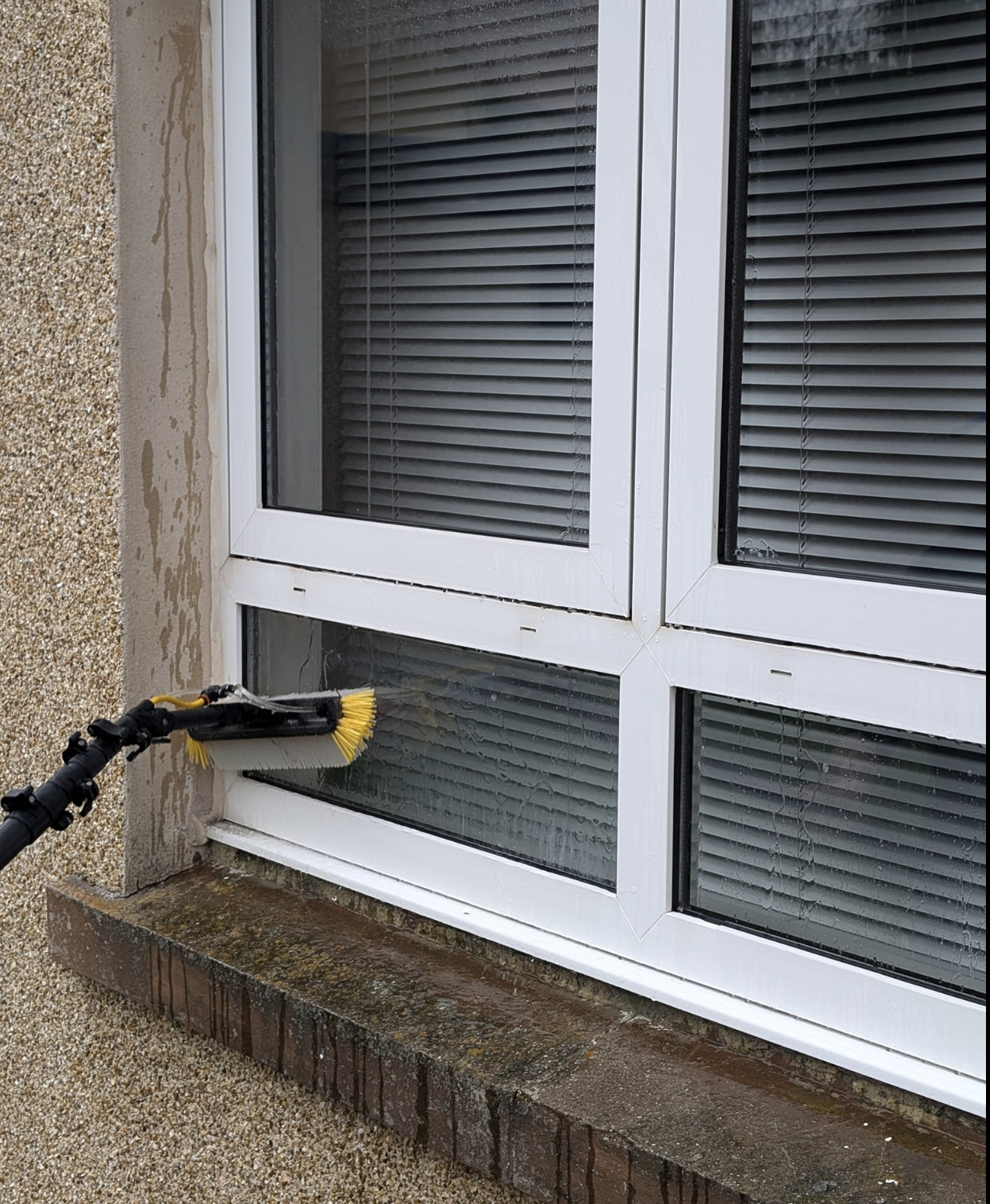 Professional window cleaning with Kleana Window branded equipment